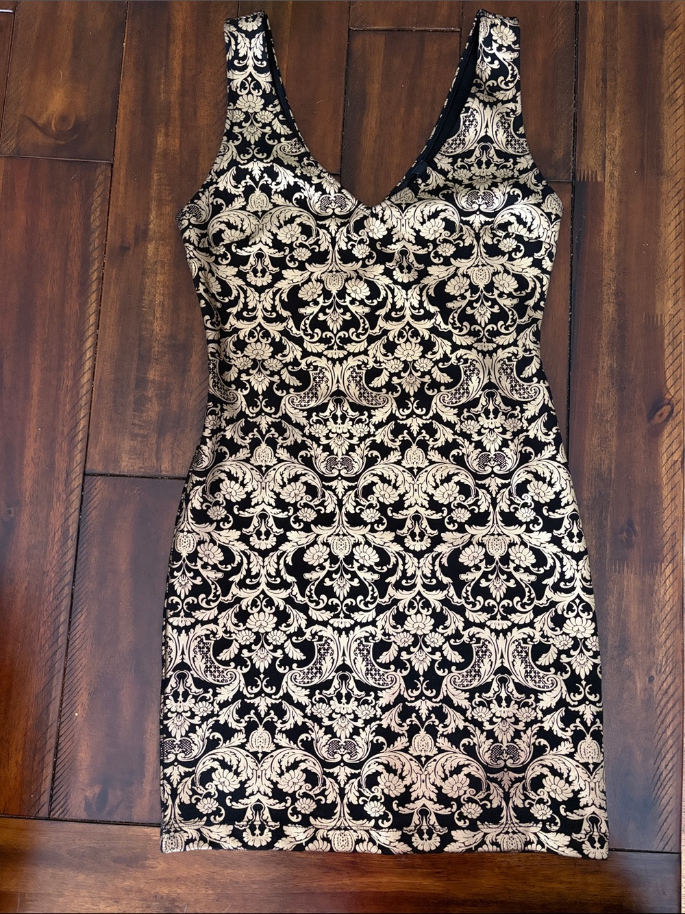 Forever 21 Black and Gold V-Neck Bodycon Mini Dress